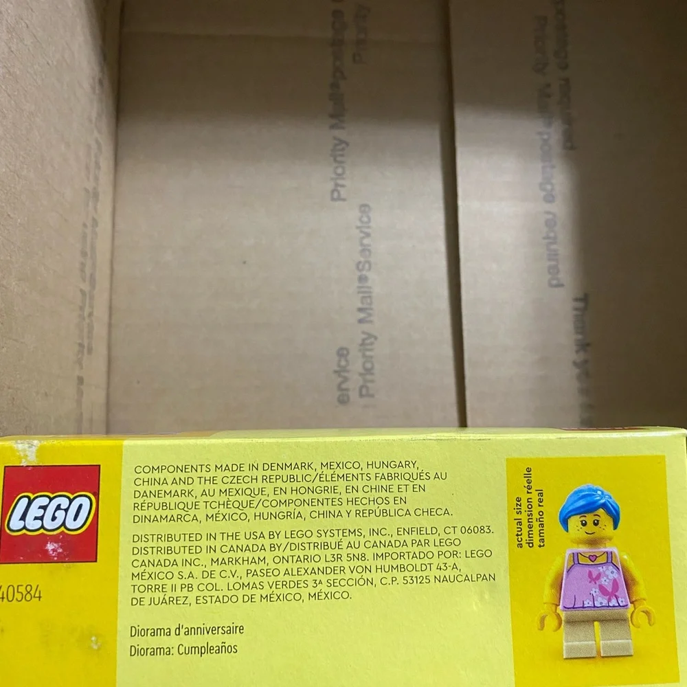LEGO Vibrant Birthday Party Set